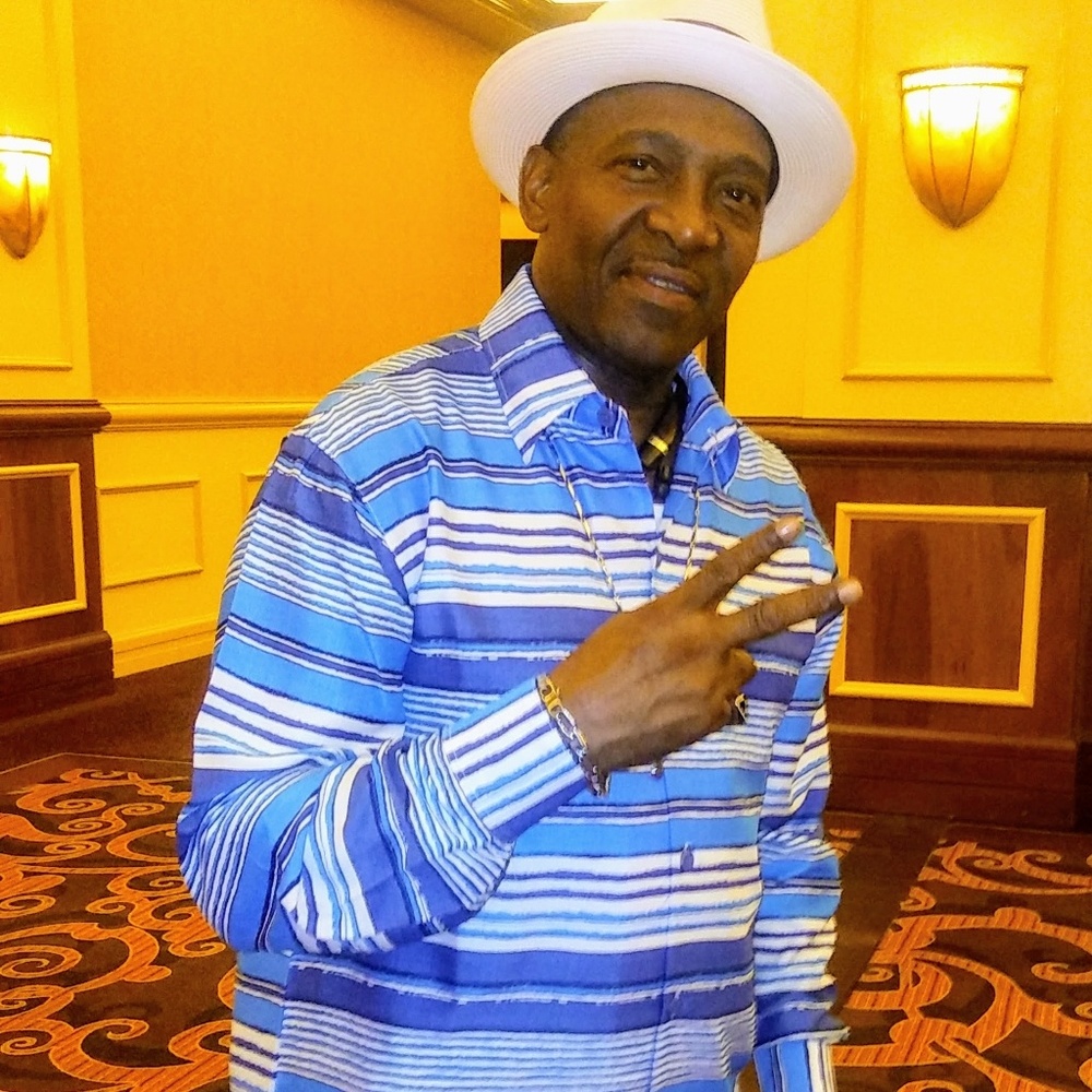 Meet your Posher, Len